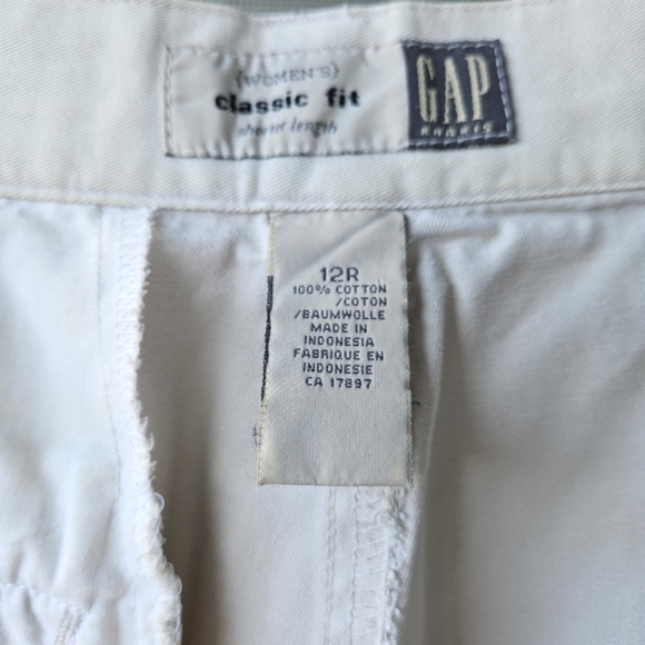 Gap Classic Fit Khaki Off-White/Grey High Waist Shorts 3 Pockets Size 12R - Picture 13 of 15